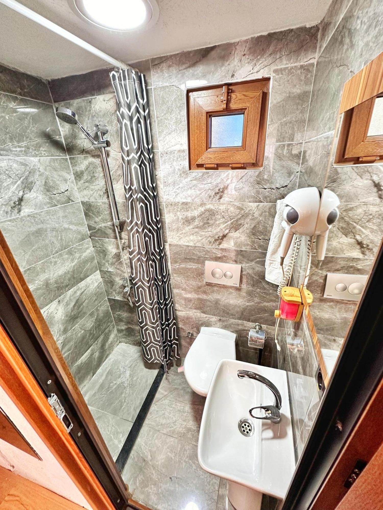 Pera Pansiyon Bursa Quarto foto
