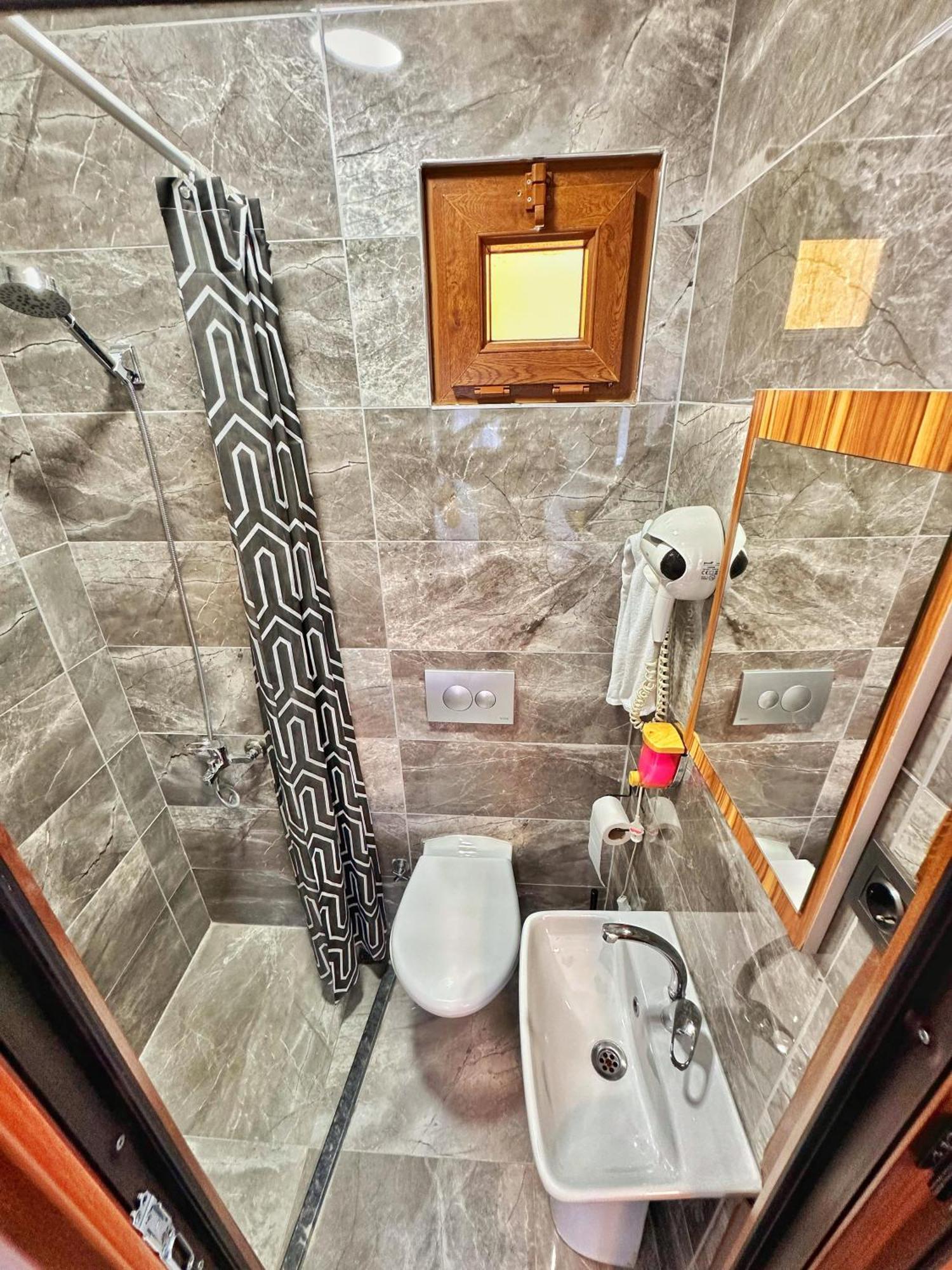 Pera Pansiyon Bursa Quarto foto
